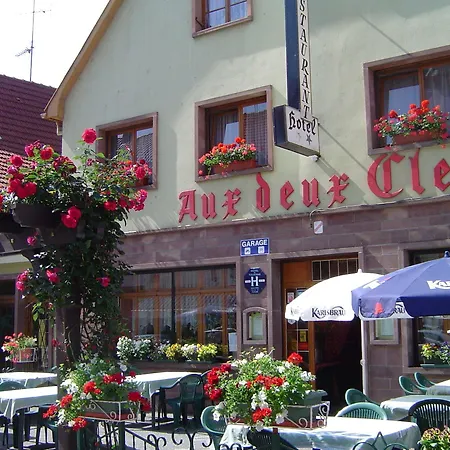 ホテル Aux Deux Clefs