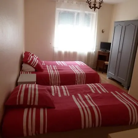 Aux Deux Clefs ホテル 2*