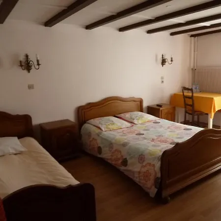 ホテル Aux Deux Clefs 2*