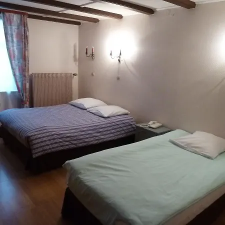 Aux Deux Clefs ホテル 2*