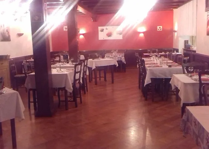 Aux Deux Clefs Hotel Marmoutier