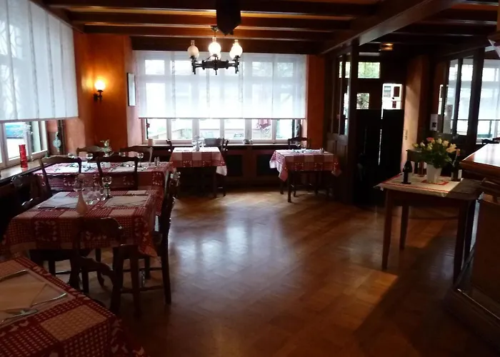 Aux Deux Clefs Hotel Marmoutier