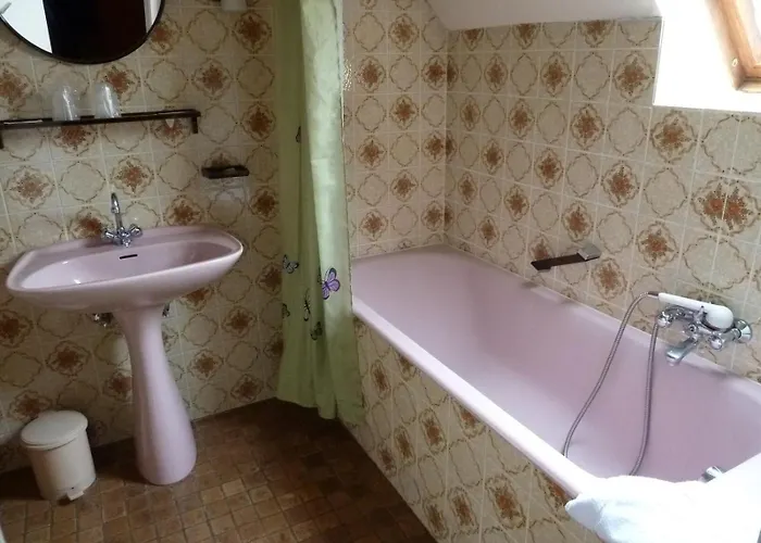 Aux Deux Clefs 2* Marmoutier